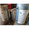 Image 3 : 12 Ton Bottle Jack, 6 Ton Bottle Jack (One has handle)
