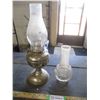Image 1 : Oil Lamp with 2 Shades