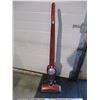 Image 1 : Electrolux Pronto 2 in 1 and Oreck Carpet Sweeper