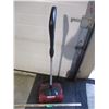 Image 4 : Electrolux Pronto 2 in 1 and Oreck Carpet Sweeper