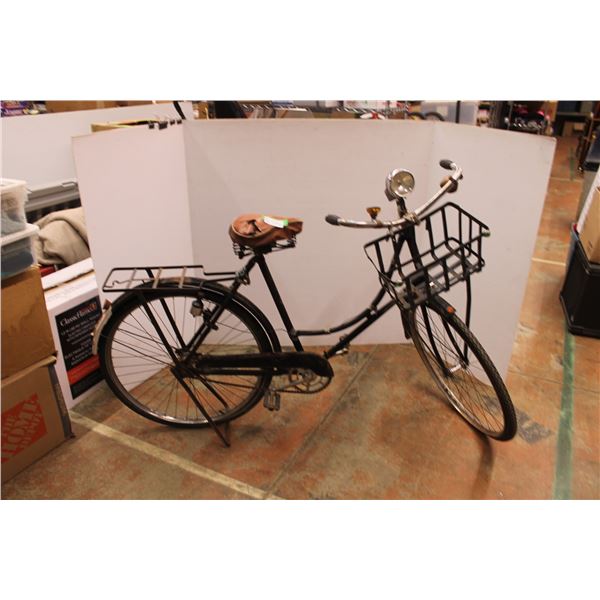 *Antique Women's Bike