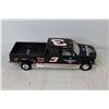 Image 8 : Die Cast -Dale Earnhardt Stock Car, Crew Cab & Show Trailer (in box 1-24 scale)