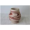 Image 6 : Nemadji Pottery Vase
