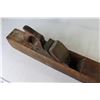 Image 2 : Large Vintage Wood Plane