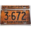 Image 3 : Pair 1942 Sask License Plate