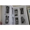 Image 4 : (1) Antique Trader (1) Antiques + Collectibles Books
