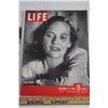 Image 4 : (3) 1946 Life Magazines