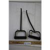 Image 1 : (2) Hay Hooks