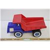 Image 1 : Reliable Toys Plastic Dump truck (18 In Long)
