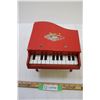 Image 1 : Toy Grand Piano