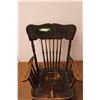 Image 4 : *Vintage Wooden Rocking Chair