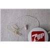 Image 3 : Small 7 Up Radio with Headphones