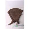 Image 1 : Cockshutt Cast Iron Grain Box End