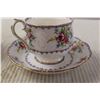 Image 3 : (2) Royal Albert Petty Point Teacups with Saucers