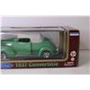 Image 3 : Die Cast Metal Car - Ford 1937 Convertible, 1:18 (NIB)