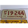 Image 3 : (5) 1960s-1970s Saskatchewan License Plates