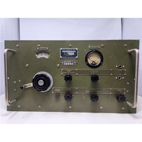 Vintage Royal Canadian Air Force receiver