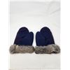 Image 2 : Vintage Inuit Mittens