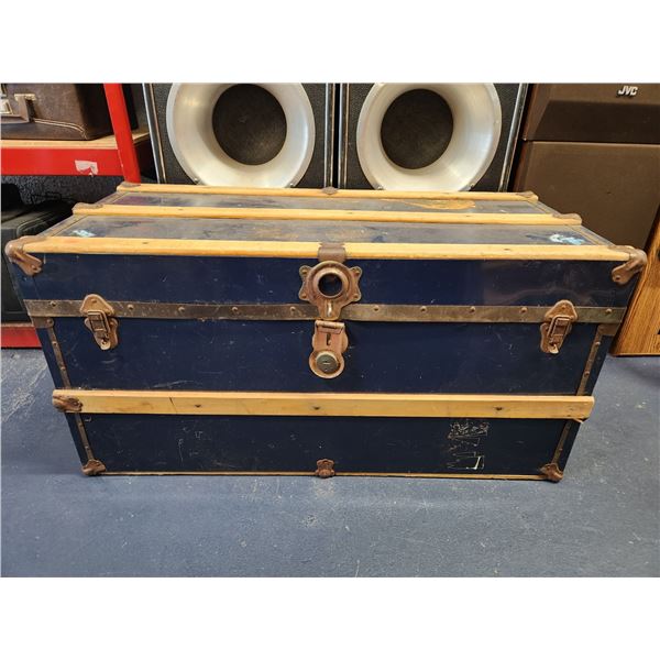 Vintage Metal/Wood Steam Trunk