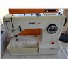Image 2 : Pfaff Sewing Machine & Desk Cat C