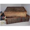 Image 8 : Antique Bible and More Cat A