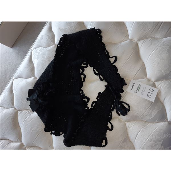 Antique Head Covering Cat A