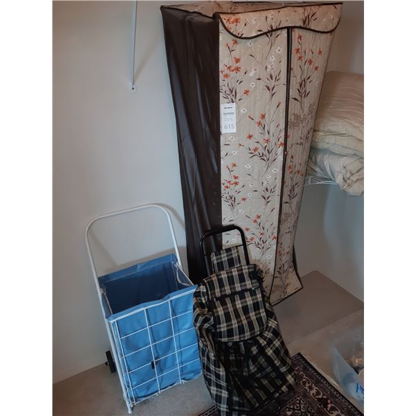 Closet & Shopping Cat B