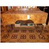 Image 1 : Antique Desk Cat C