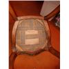 Image 7 : Antique Chair Cat C