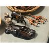 Image 2 : Group of assorted items - includes Giraffe mini figures / Elephant mini sculptures / hippo sculpture