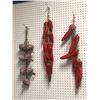 Image 1 : Group of 3 ceramic decorative hangings - includes onion & red jalapeno