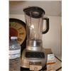 Image 1 : KitchenAid blender