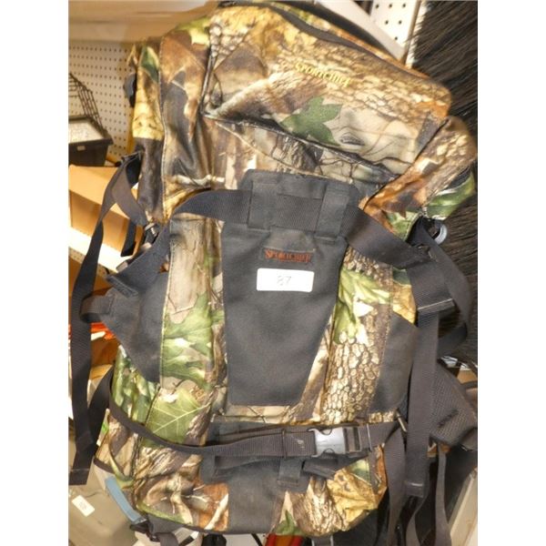 camoflauge Sport Chief backpack