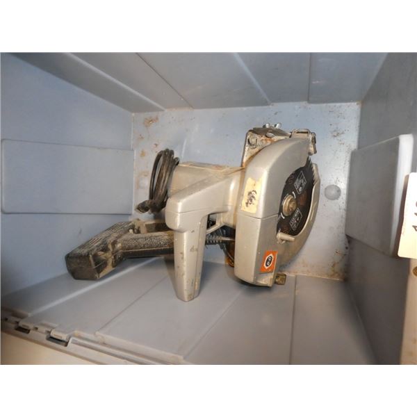 Black & Decker 7.25" circular saw & staple gun