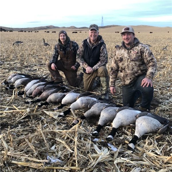 3-Day Central Nebraska Duck and Goose Combo Hunt for up to 4 Hunters