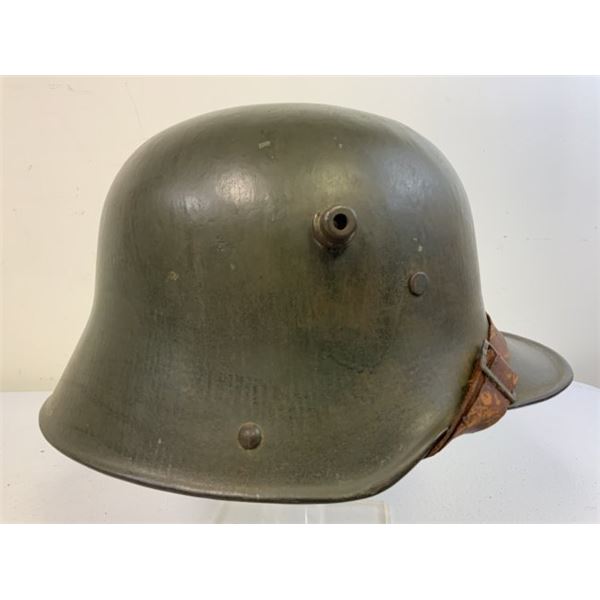 WWI IMPERIAL GERMAN M18 STEEL HELMET COMPLETE WITH LINER AND CHIN STRAP