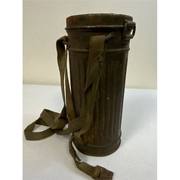 WWII GERMAN GAS MASK AND FILTER WITH CANISTER