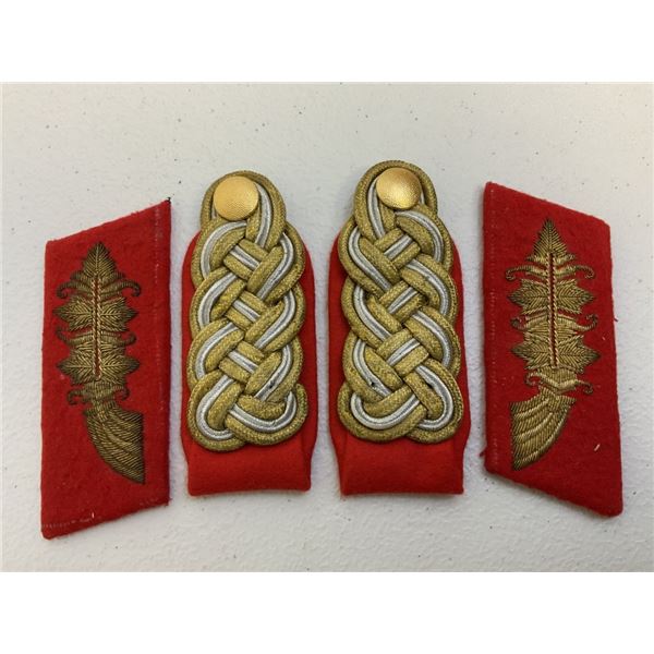 THIRD REICH GERMANY GENERAL COLLAR TABS AND SHOULDER BOARDS SET