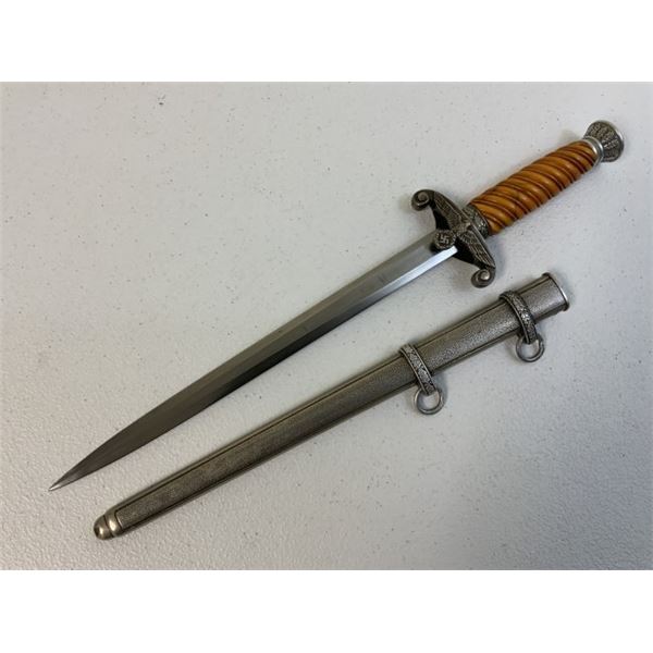 WWII GERMAN ARMY OFFICERS DRESS DAGGER BY SMF SOLINGEN