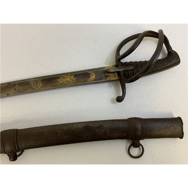 ANTIQUE FRENCH HUSSAR NAPOLEONIC WARS PERIOD SWORD ENGRAVED BLADE