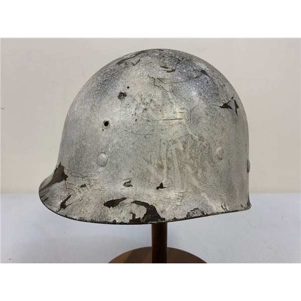 WWII US FIRESTONE HELMET LINER WINTER COMBAT PAINTED FINISH