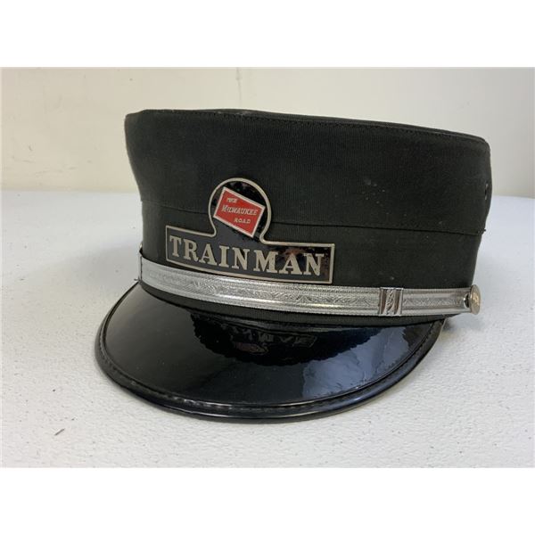 VINTAGE TRAINMAN CAP THE MILWAUKEE ROAD RAILROAD OFFICIAL