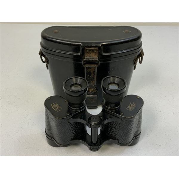 WWII GERMAN CARL ZEISS 6X30 BINOCULARS WITH BAKELITE CASE