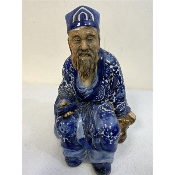 ANTIQUE CHINESE PORCELAIN LARGE FIGURINE