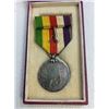 Image 2 : IMPERIAL JAPAN 1938 SHOWA ENTHRONEMENT MEDAL WITH MAROON CASE