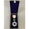 Image 3 : WWII JAPANESE ORDER OF RISING SUN 6th CLASS MEDAL WITH BOX