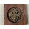 Image 2 : IMPERIAL RUSSIA PLAQUE - BRASS EAGLE MOUNTED IN WOODEN FRAME