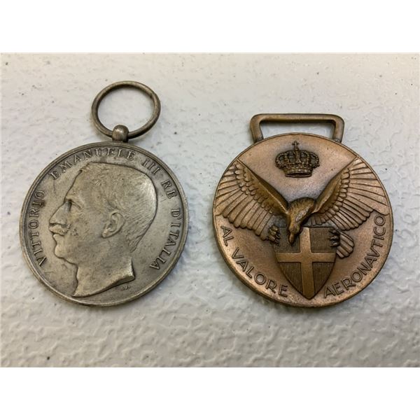 ITALY ITALIAN MILITARY MEDALS LOT OF 2