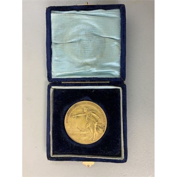 AMATEUR ATHLETIC UNION OF CANADA CASED MEDAL 1939 DATED