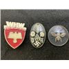 Image 1 : NAZI GERMANY LOT OF 3 GLASS AND PLASTIC PINS BADGES PENDANTS